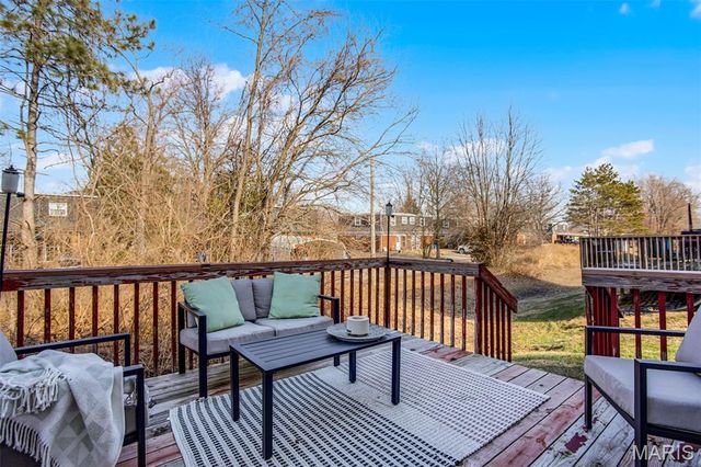 709 & 711 Slippery Rock Drive, Edwardsville, IL 62025