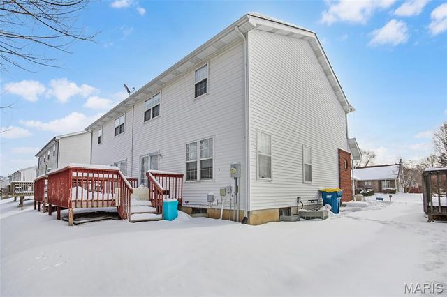 709 & 711 Slippery Rock Drive, Edwardsville, IL 62025