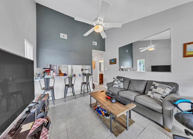 152 NE Opp Boulevard, Fort Walton Beach, FL 32548