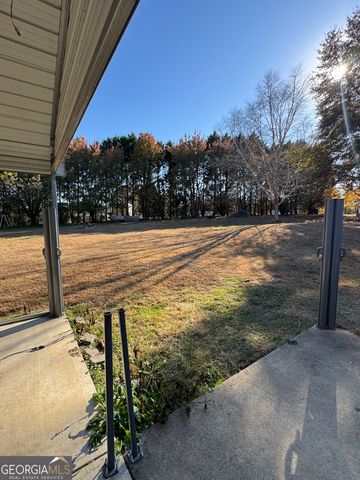 2036 Ross Lane, Locust Grove, GA 30248