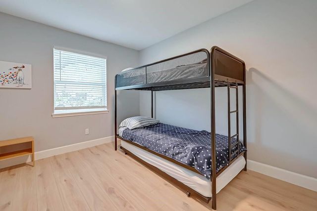 5522 Caversham Drive, Houston, TX 77096