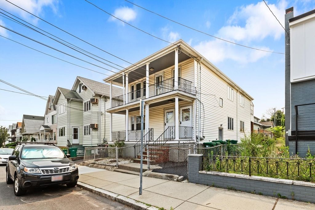 124 Bowdoin St, Medford, MA 02155