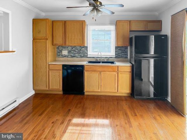 109 E 14TH AVE, Ranson, WV 25438