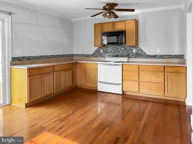 109 E 14TH AVE, Ranson, WV 25438