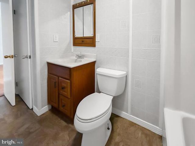 109 E 14TH AVE, Ranson, WV 25438