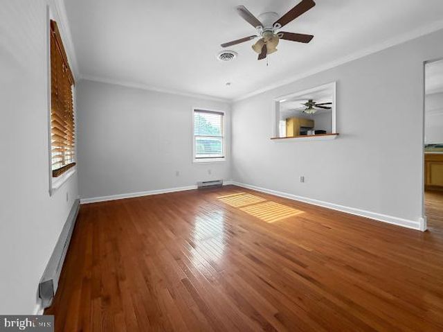 109 E 14TH AVE, Ranson, WV 25438