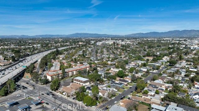 11667 Burbank, North Hollywood (los Angeles), CA 91601