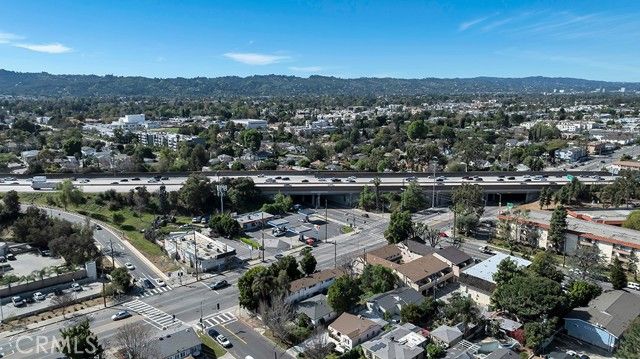 11667 Burbank, North Hollywood (los Angeles), CA 91601