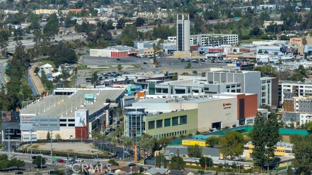 11667 Burbank, North Hollywood (los Angeles), CA 91601