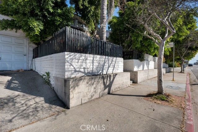 11667 Burbank, North Hollywood (los Angeles), CA 91601