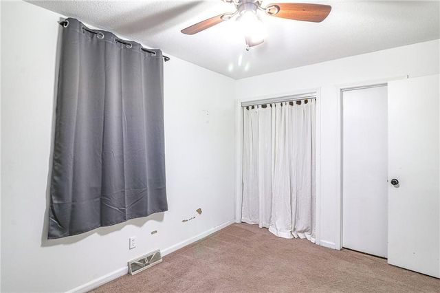 1315 SE Alice Street, Blue Springs, MO 64014