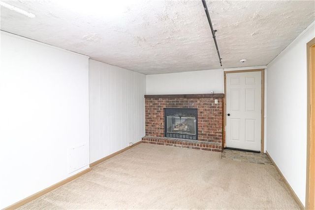 1315 SE Alice Street, Blue Springs, MO 64014