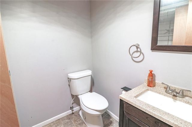 1315 SE Alice Street, Blue Springs, MO 64014