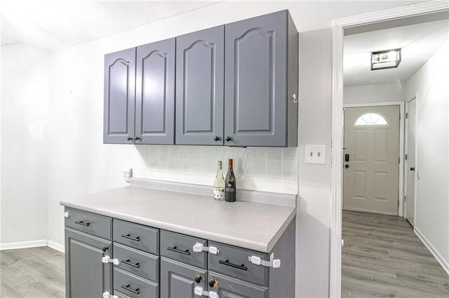 1315 SE Alice Street, Blue Springs, MO 64014