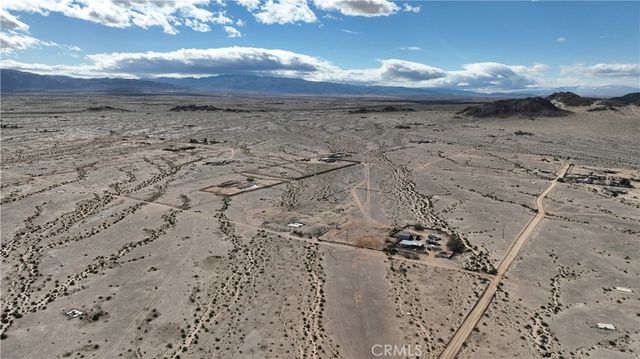 2580 Marks, 29 Palms, CA 92277