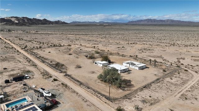 2580 Marks, 29 Palms, CA 92277