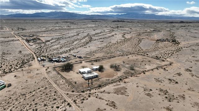 2580 Marks, 29 Palms, CA 92277