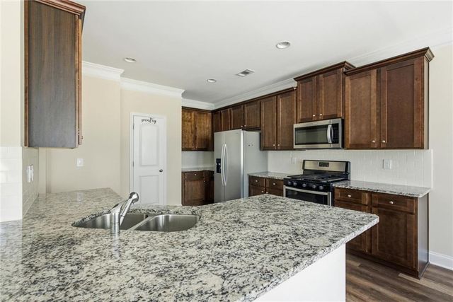 564 Sprayberry Drive, Stockbridge, GA 30281