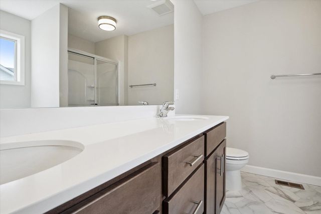 5956 Upper 179th Street W, Lakeville, MN 55044