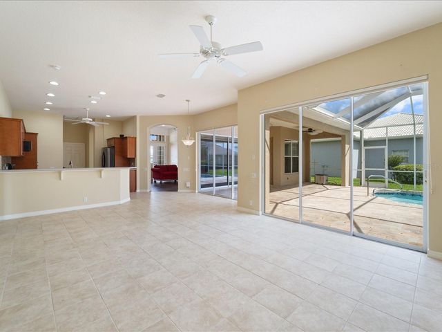 857 MACAW CIRCLE, Venice, FL 34285