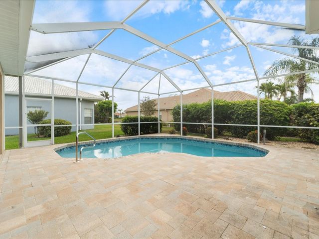 857 MACAW CIRCLE, Venice, FL 34285