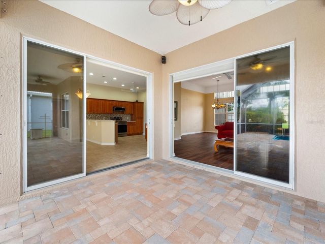 857 MACAW CIRCLE, Venice, FL 34285