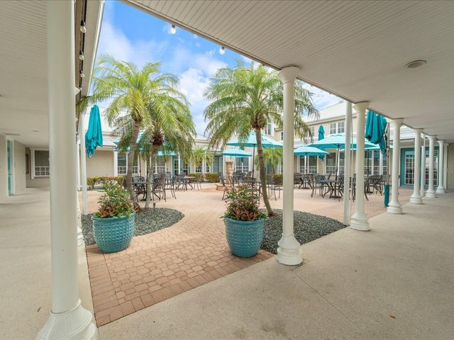 857 MACAW CIRCLE, Venice, FL 34285