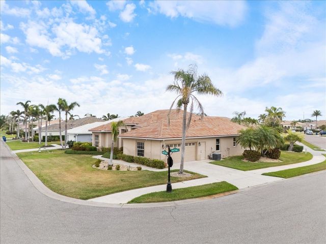 857 MACAW CIRCLE, Venice, FL 34285