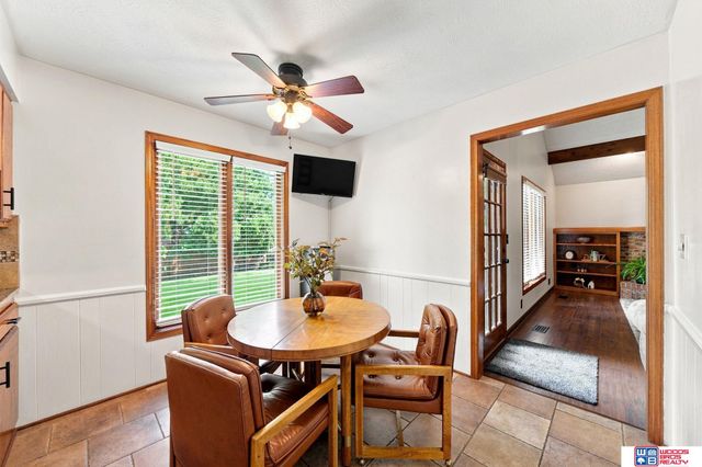 6408 Tanglewood, Lincoln, NE 68516