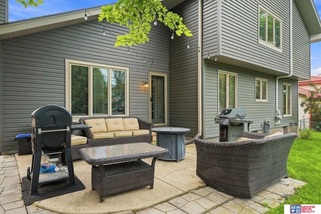 6408 Tanglewood, Lincoln, NE 68516