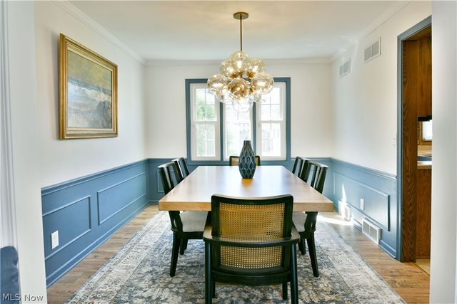 8536 Four Seasons Trail, Youngstown, OH 44514