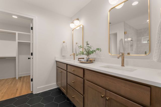 401A Saint Francis Ave, Nashville, TN 37205