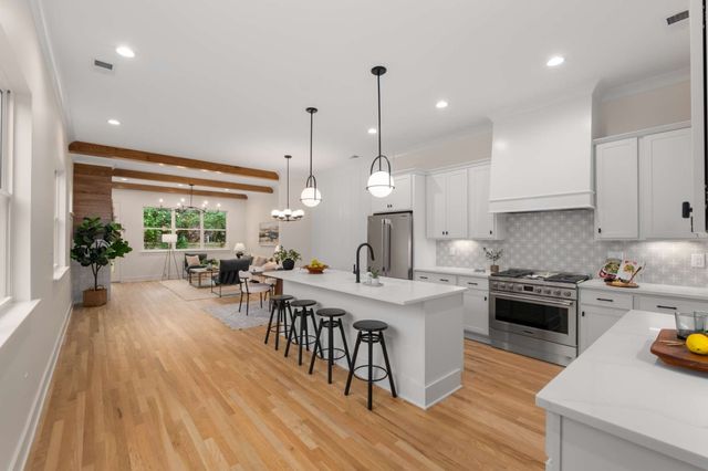 401A Saint Francis Ave, Nashville, TN 37205