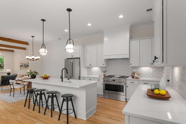 401A Saint Francis Ave, Nashville, TN 37205