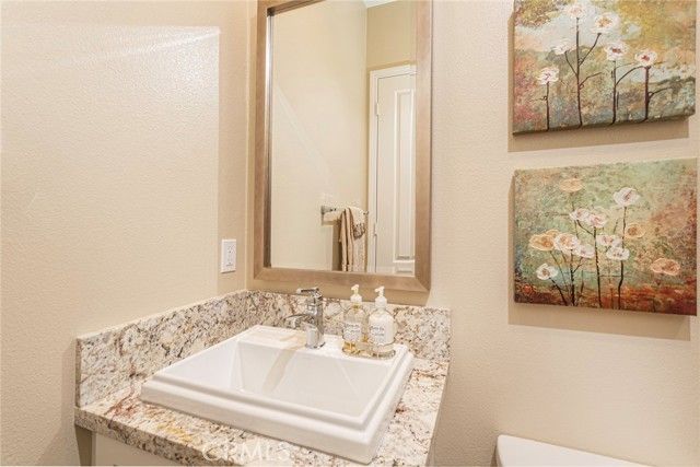 1259 Mcgeary Road, Escondido, CA 92026