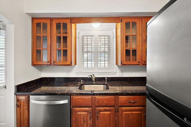 17591 Matthews Street, Riverview, MI 48193