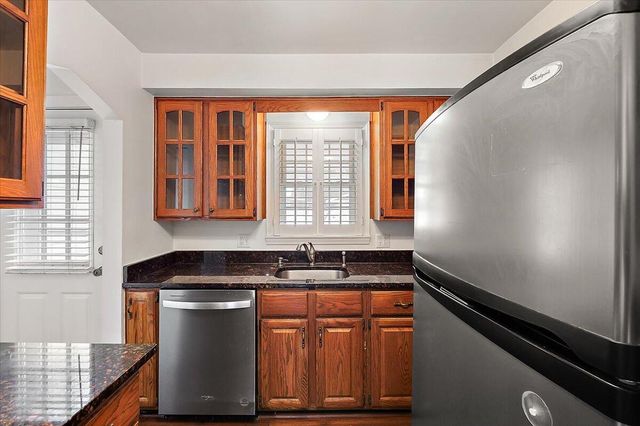 17591 Matthews Street, Riverview, MI 48193