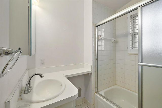 17591 Matthews Street, Riverview, MI 48193