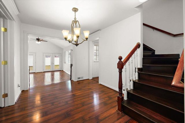 17591 Matthews Street, Riverview, MI 48193