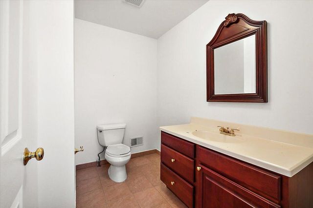 17591 Matthews Street, Riverview, MI 48193