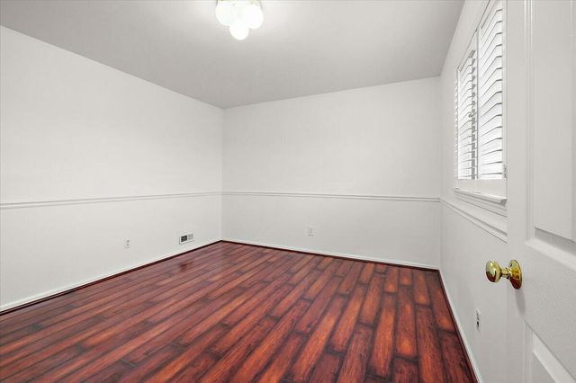 17591 Matthews Street, Riverview, MI 48193