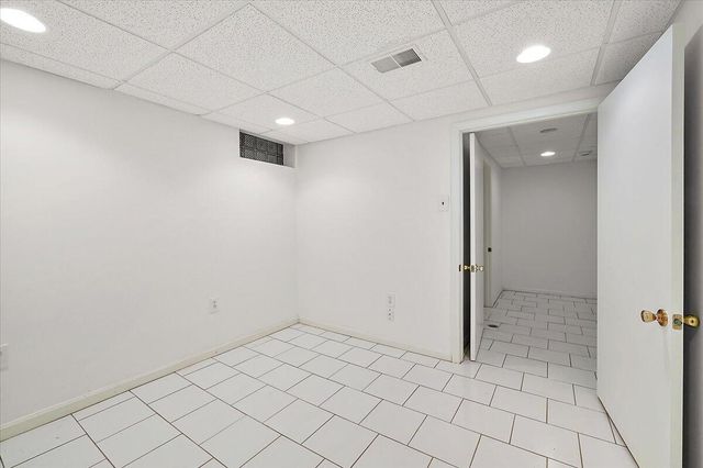 17591 Matthews Street, Riverview, MI 48193