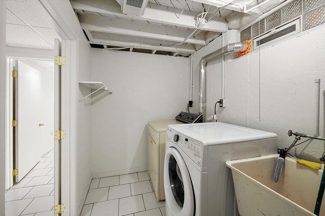 17591 Matthews Street, Riverview, MI 48193