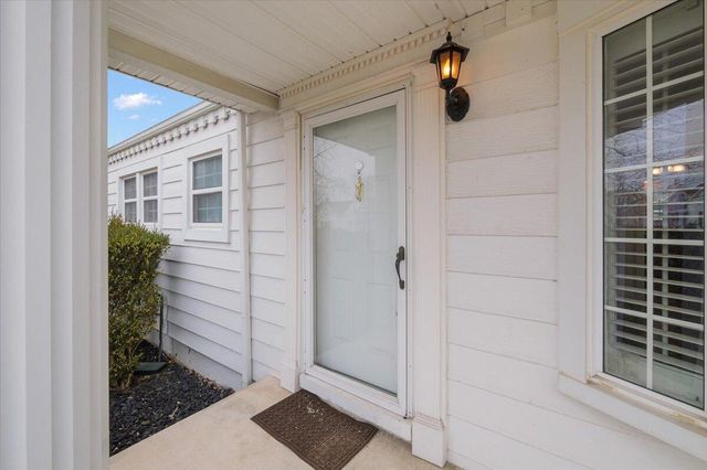 17591 Matthews Street, Riverview, MI 48193