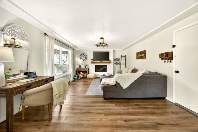 2331 Old Stage Road, Medford, OR 97502