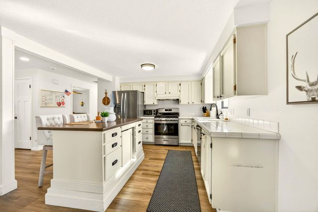 2331 Old Stage Road, Medford, OR 97502