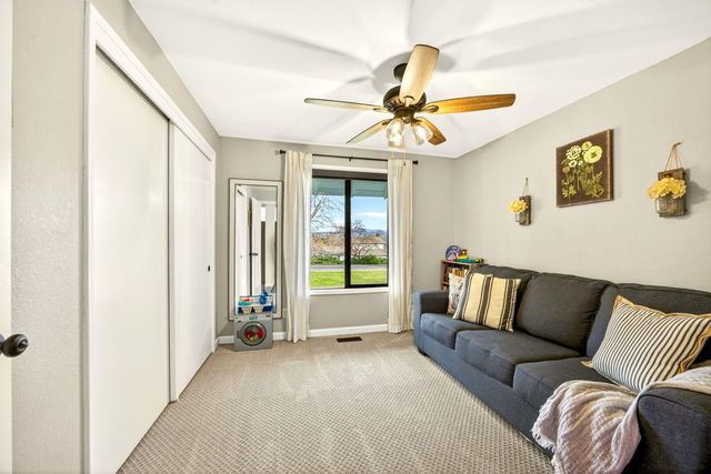 2331 Old Stage Road, Medford, OR 97502