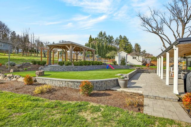 2331 Old Stage Road, Medford, OR 97502