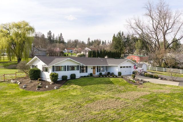 2331 Old Stage Road, Medford, OR 97502