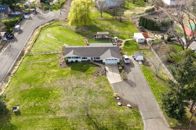 2331 Old Stage Road, Medford, OR 97502